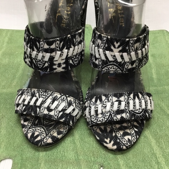 Nicole Miller Beautiful Black & White Heels - Picture 3 of 9